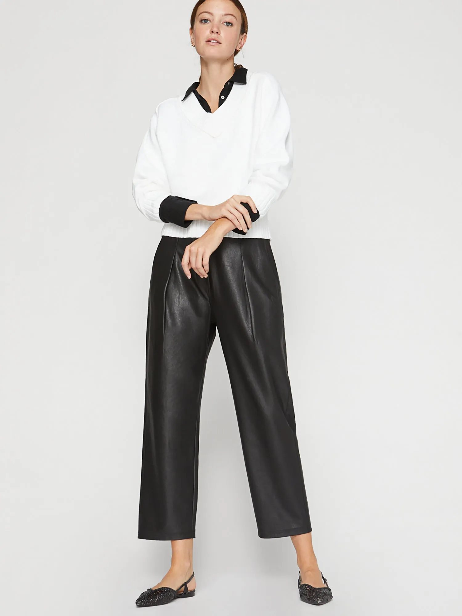Brochu Walker - Mylo Vee in Salt White