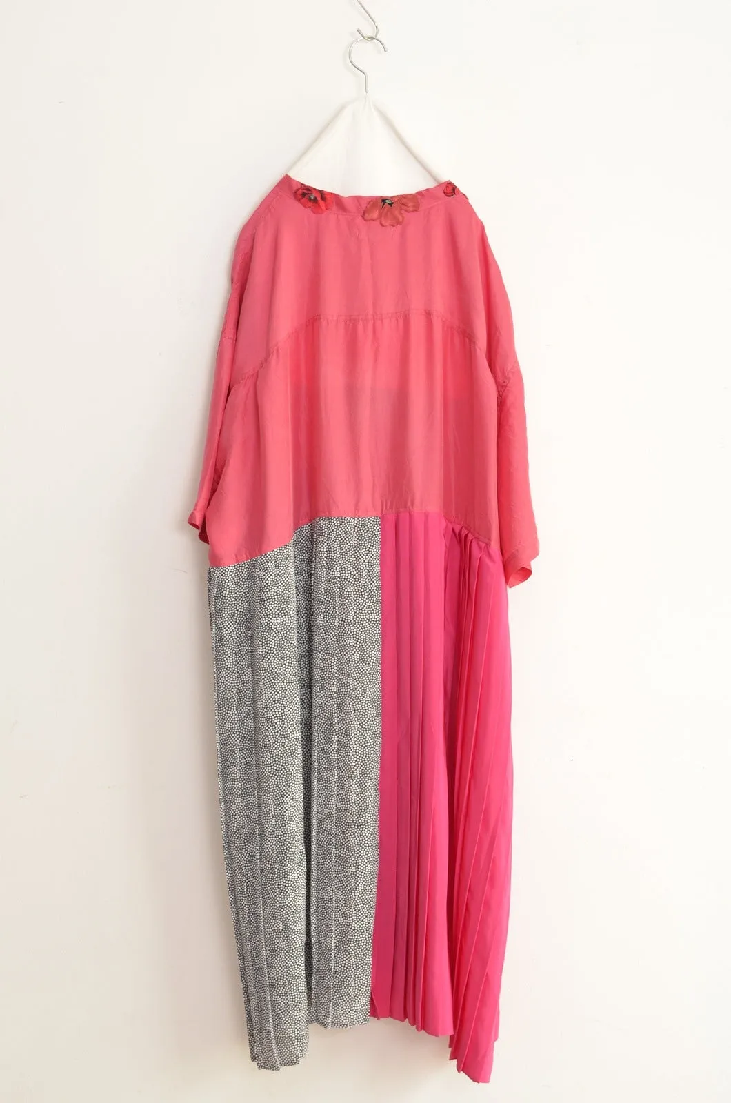 FLOWER PATCH ROBE / PNK