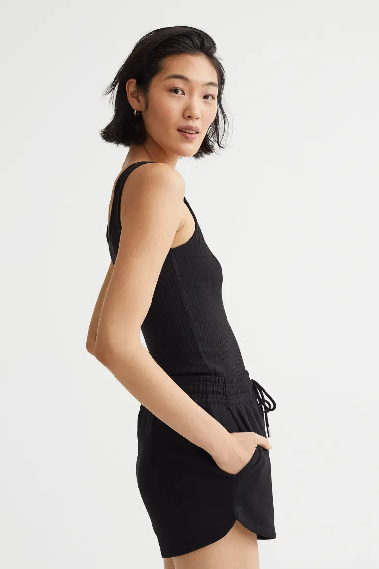 H&M sports shorts, black