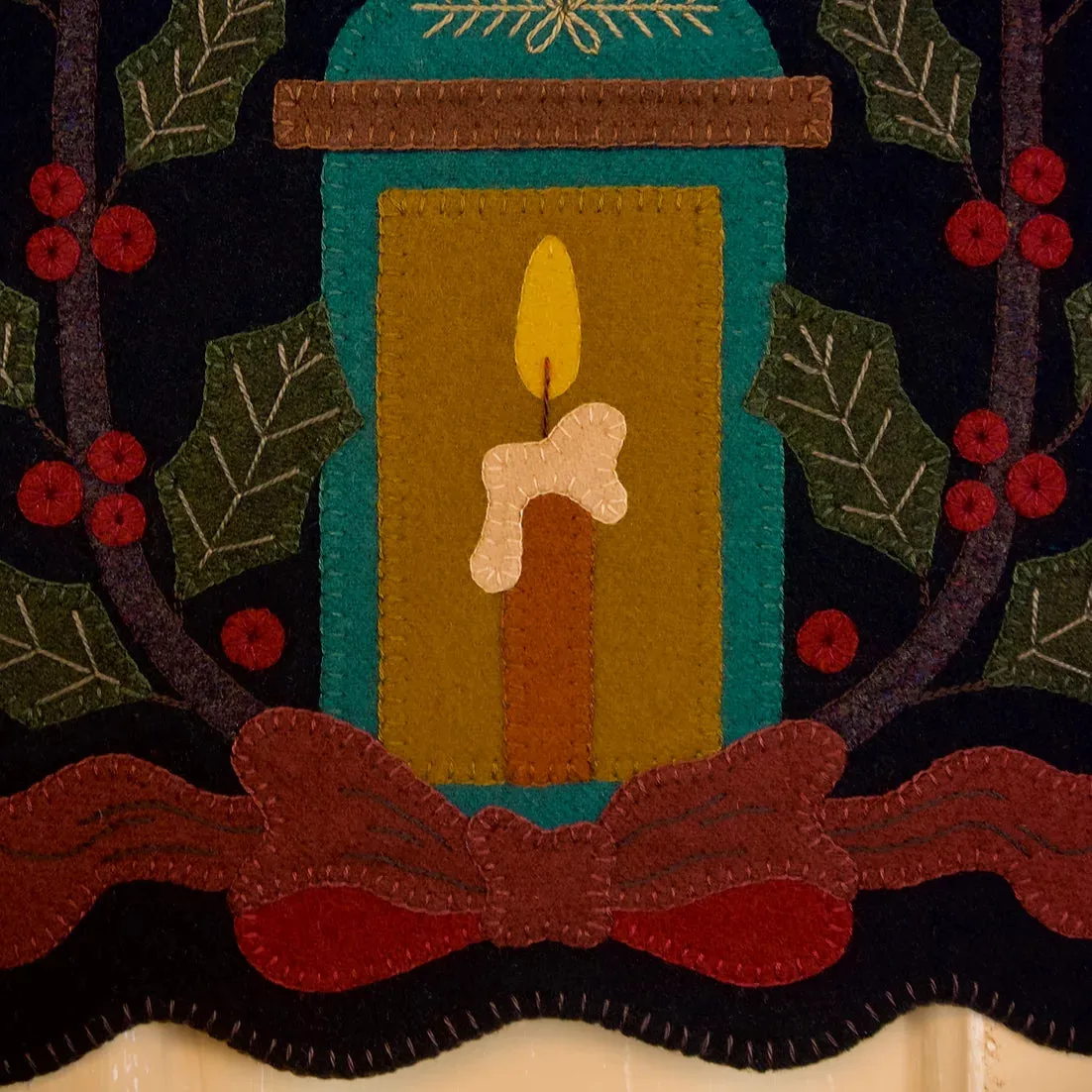 Jerome Thomas ~ Winter Glow Wool Applique Pattern