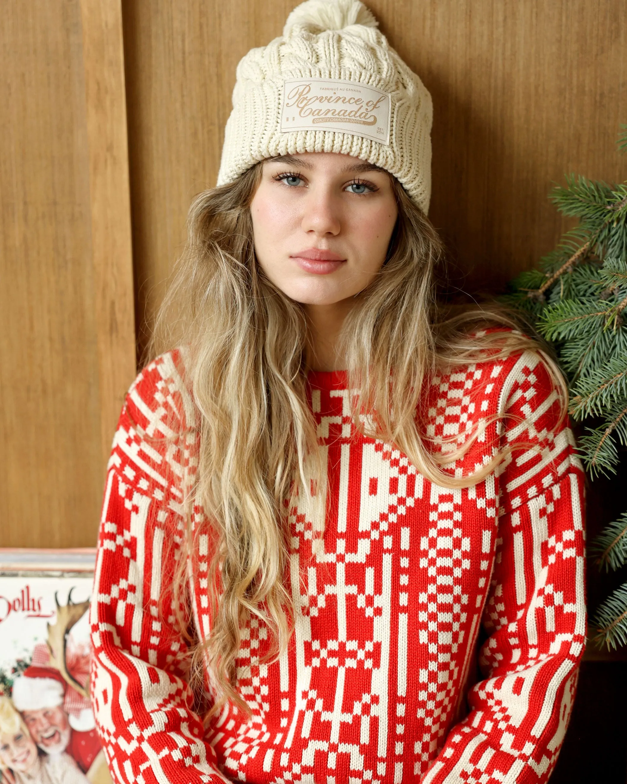 Pompom Cable Knit Toque