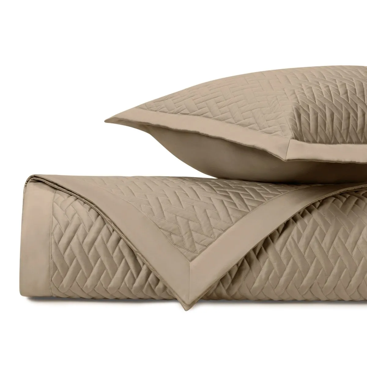 Viscaya Quilted Candlelight by Home Treasures