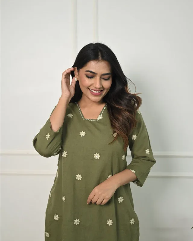 Women's Cotton Floral Embroidered Straight Kurta Set With Pant