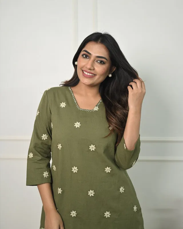 Women's Cotton Floral Embroidered Straight Kurta Set With Pant