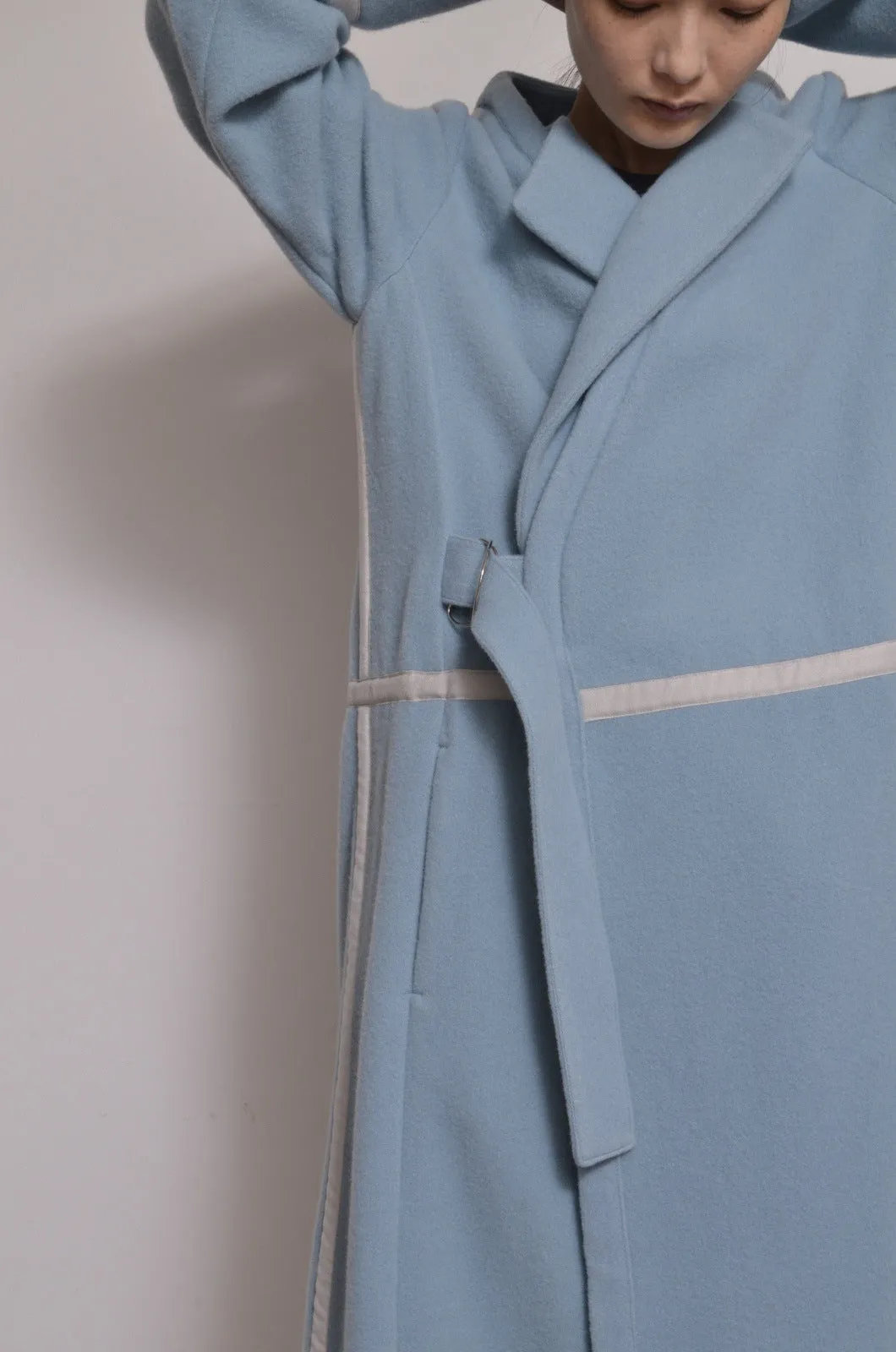 WOOL NO-COLLAR ROBE/MINT BLUE